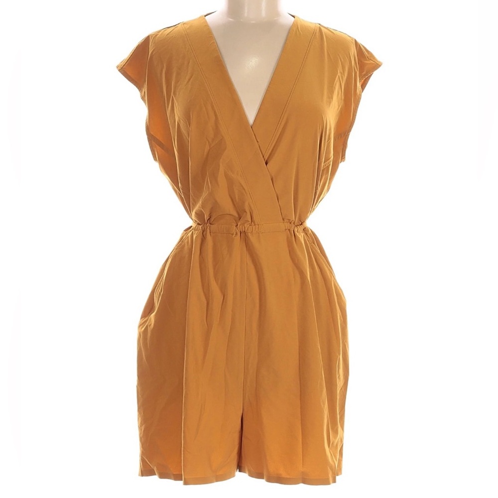 Athleta Marlow Rumper Tuscan Gold.